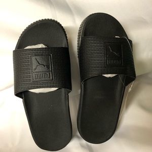 Puma platform slide black NIB size 7.5